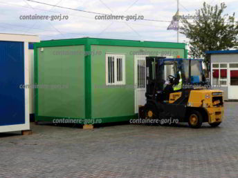 vand container ieftin